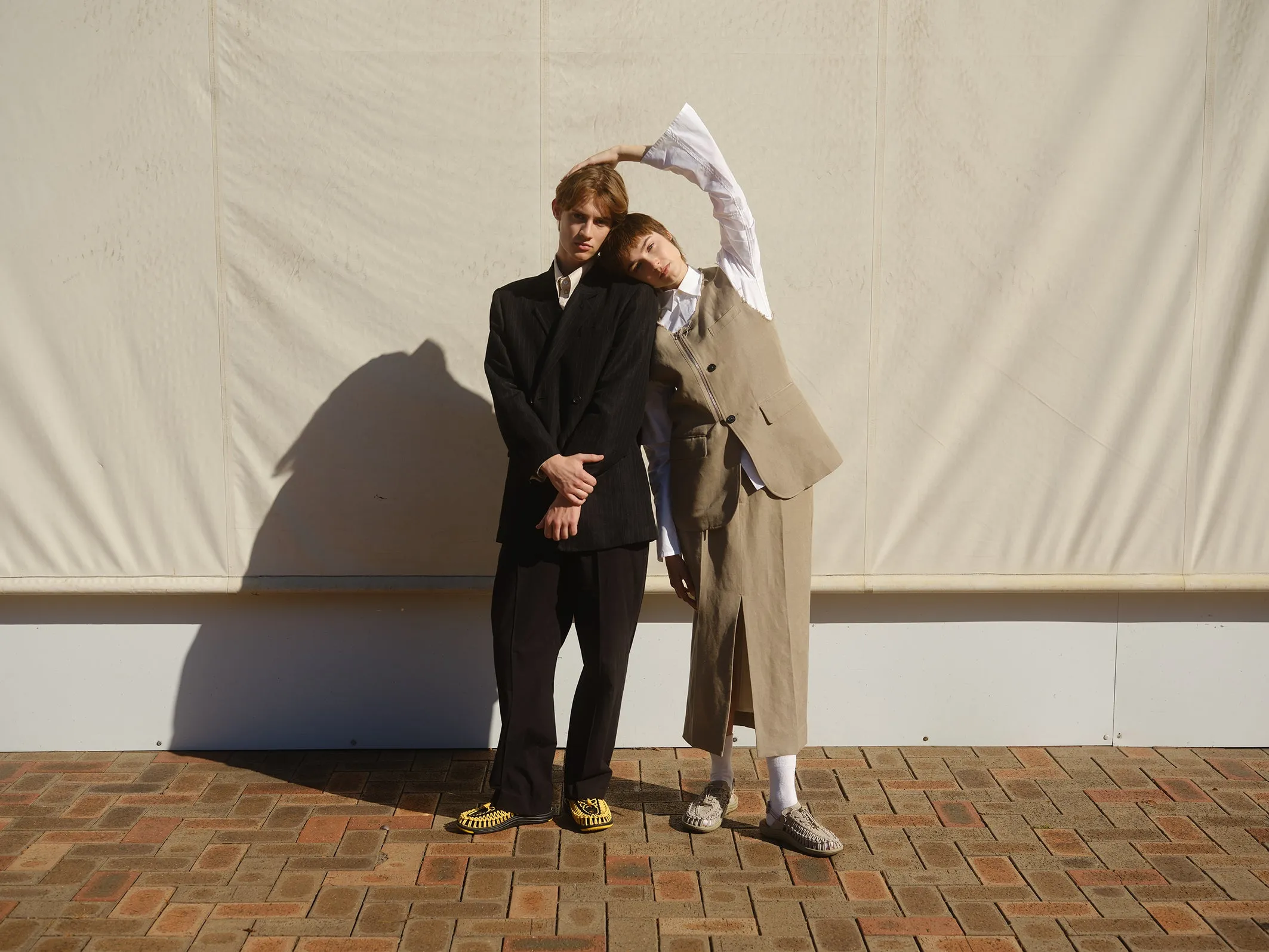 All Gender UNEEK II Convertible - Image 7